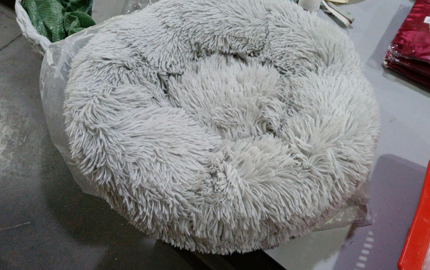 Cozy Round Plush Dog Bed for Small Dogs and Cats - Soft Pet Nest Mat for Puppies